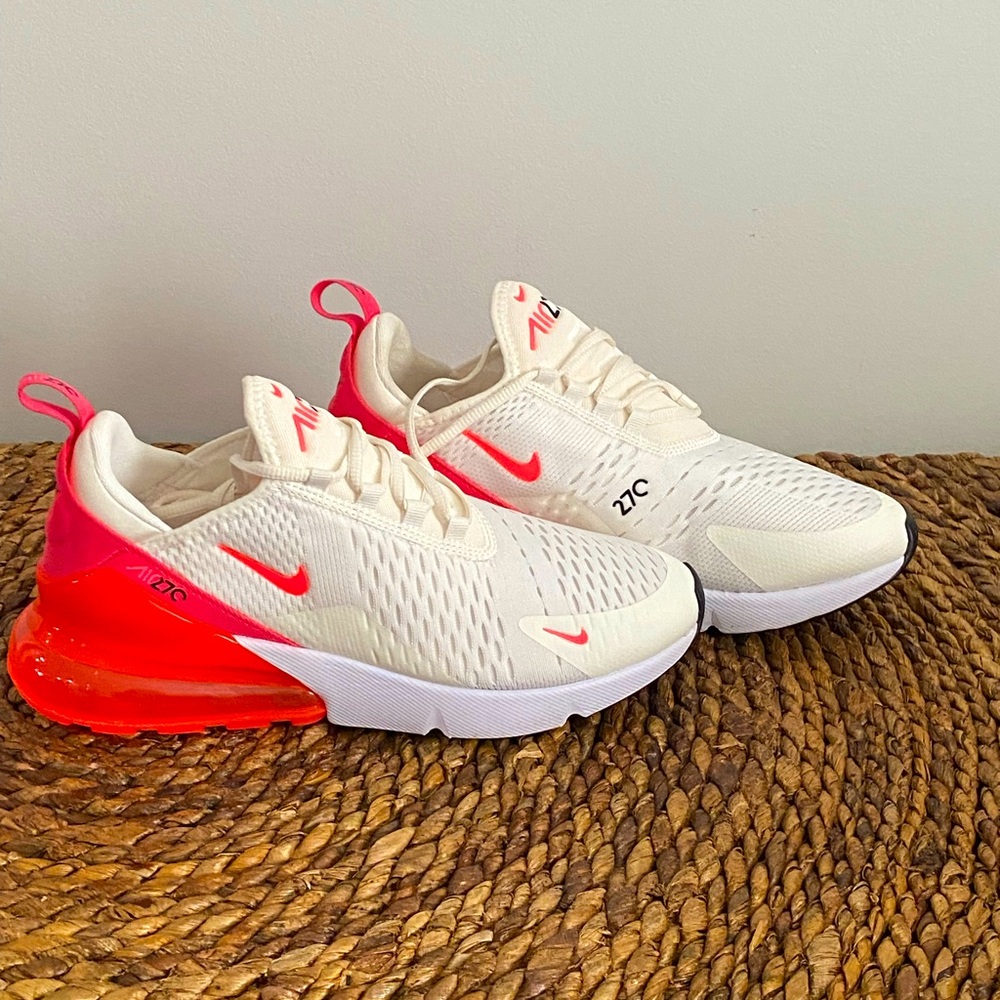 NBW Nike Air Max 270 - White, Black, Pink